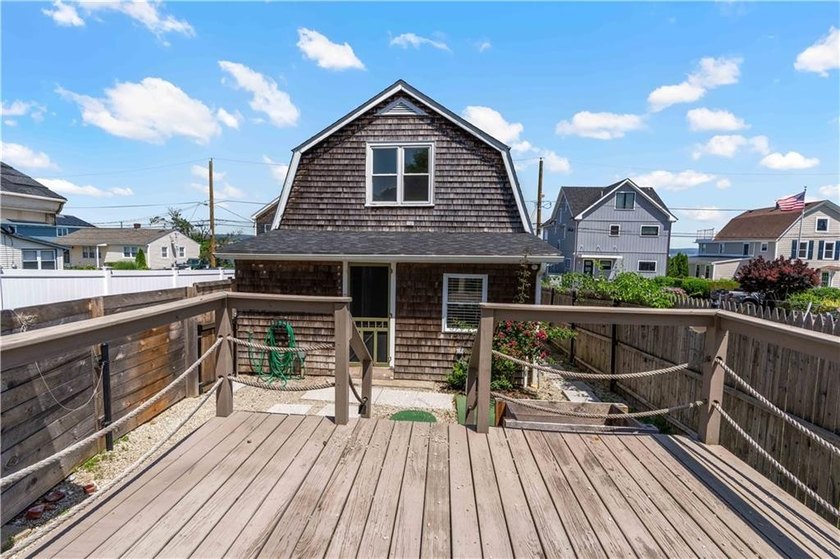 Welcome to your own seaside escape! Perfectly positioned across - photo 24