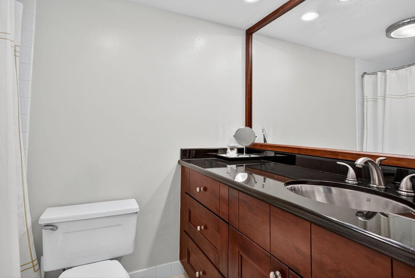 Stunning 2-bedroom, 2-bath ALL AGES condo on the 9th floor with - photo 29