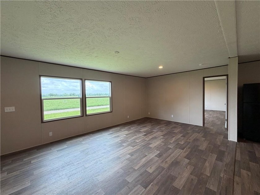 VRM: Sellers will entertain offers between $179,000-$189,000 - photo 3