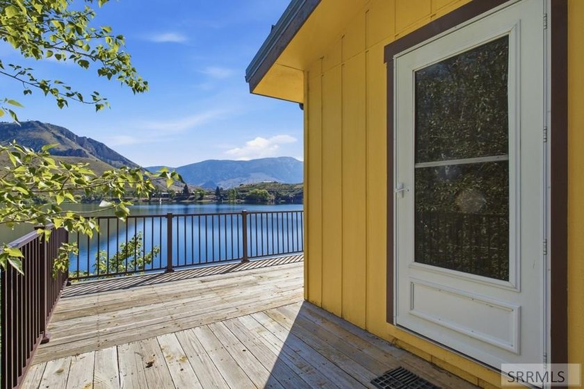 Welcome to your dream lakefront retreat on Williams Lake in the - photo 46