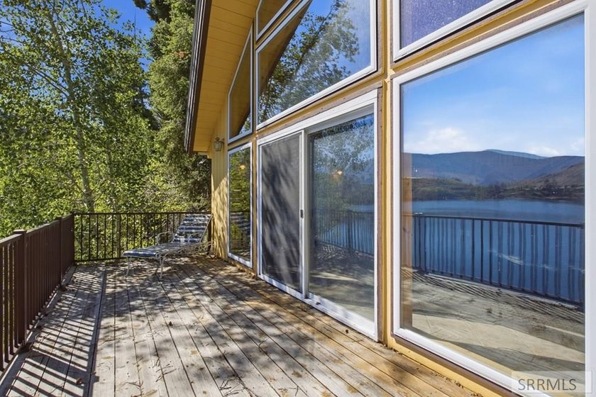 Welcome to your dream lakefront retreat on Williams Lake in the - photo 50