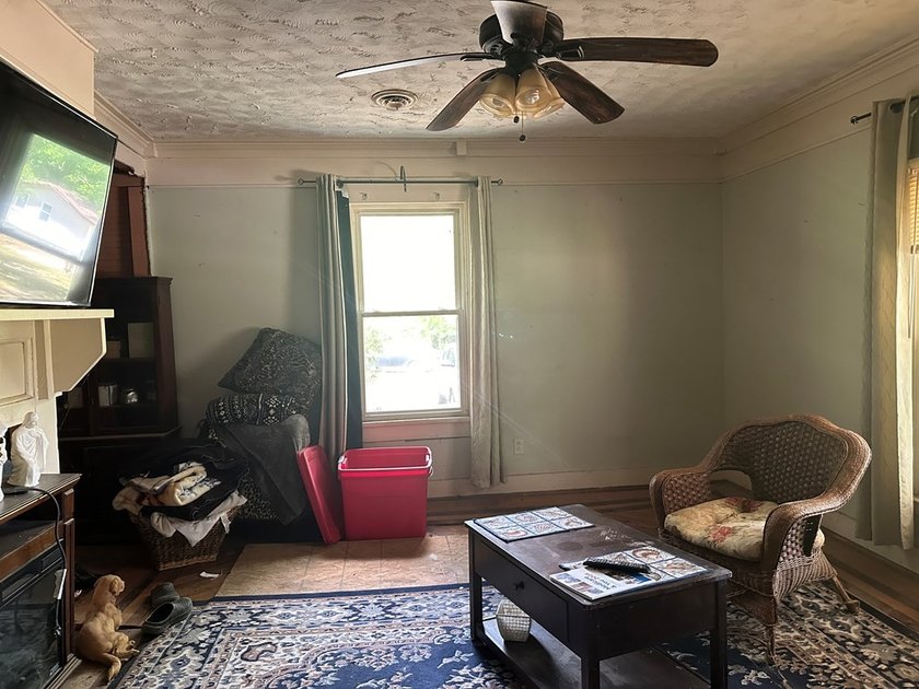 #73300-Welcome to Country Corner!! Set on 9.05 private acres in - photo 6