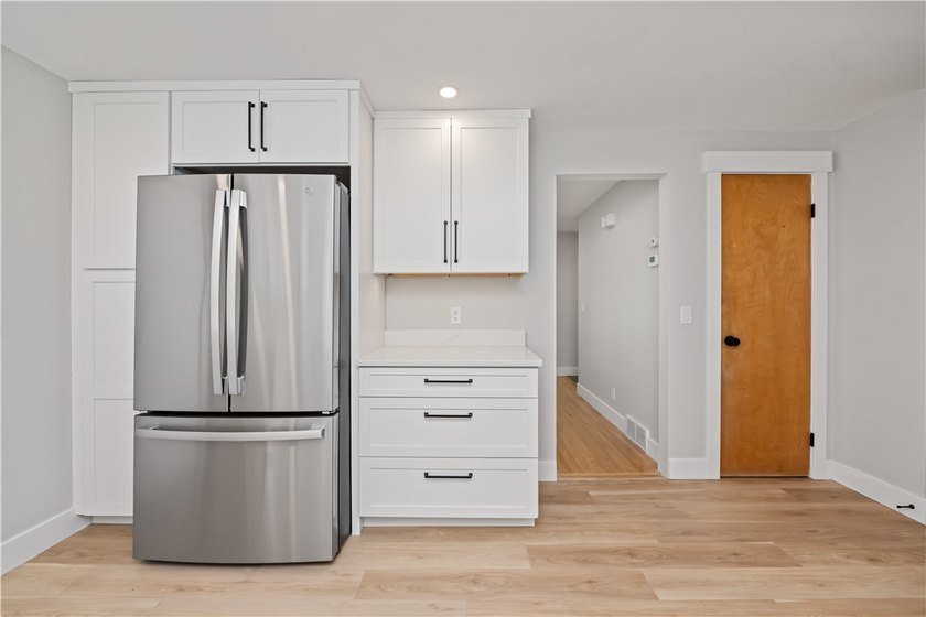 Beautifully updated 4-bedroom, 1.5-bath Colonial nestled on a - photo 12