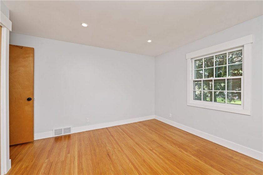 Beautifully updated 4-bedroom, 1.5-bath Colonial nestled on a - photo 21