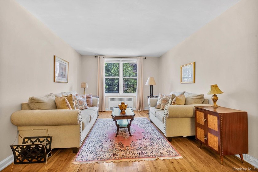 Welcome to The Louisiana - Forest Hills Living at Its Best This - photo 4