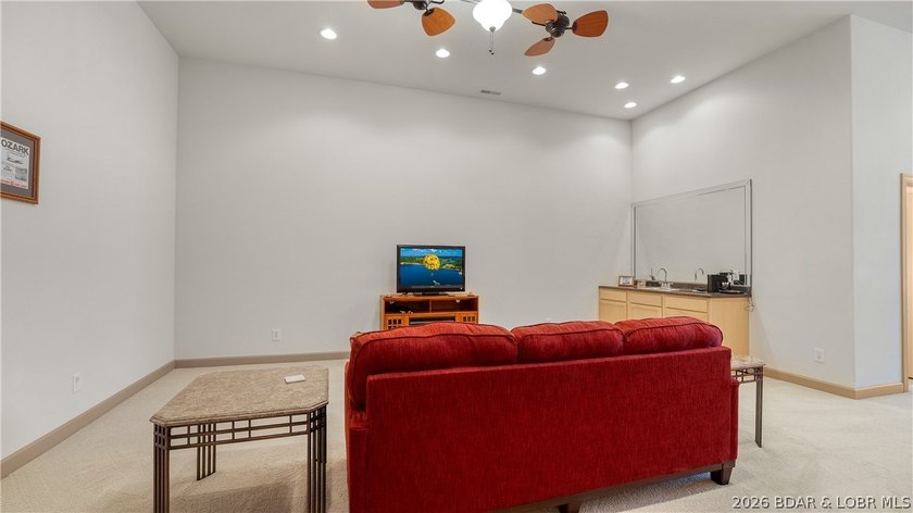 Come home to this inviting, welcoming villa at The Palms in Lake - photo 18