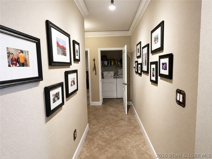 Gorgeous Walk-In Level Condominium with Elevator Access at the - photo 11