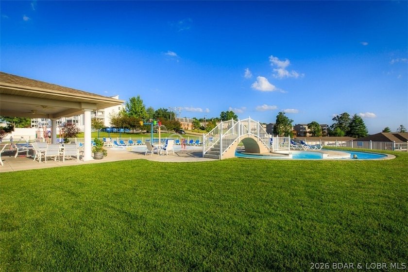 Gorgeous Walk-In Level Condominium with Elevator Access at the - photo 30