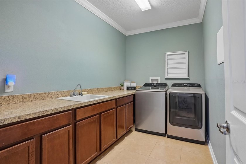 Under contract-accepting backup offers. OVERSIZED CUL-DE-SAC LOT - photo 31