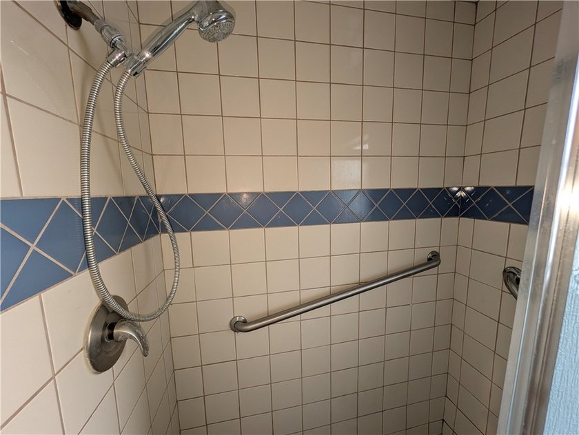Opportunity awaits at 6142 Camway in Corpus Christi, Texas. This - photo 9