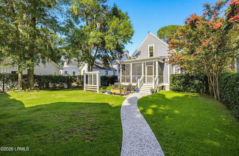 Welcome to 10 Hayek Street, where classic Lowcountry - photo 50