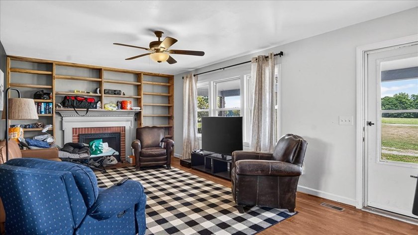 Discover the perfect blend of privacy, investment potential, and - photo 7