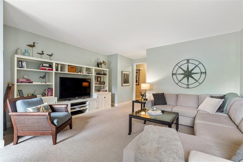 Located in the coveted Bristol Landing waterfront community, 2 - photo 12