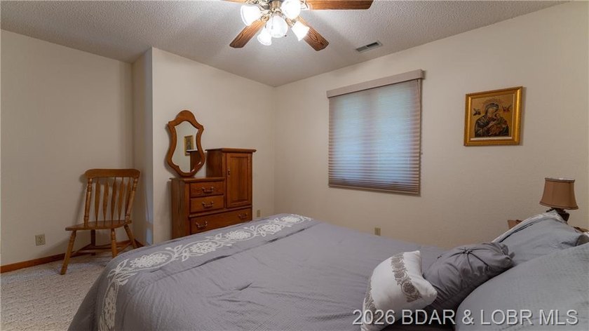 Do you need 1 level living on a nearly level lot? Price just - photo 14
