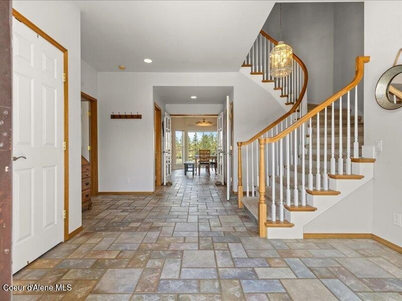 Spokane riverfront equestrian property on almost 8 acres - photo 15
