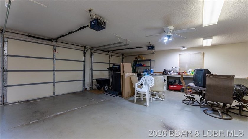 Do you need 1 level living on a nearly level lot? Price just - photo 17