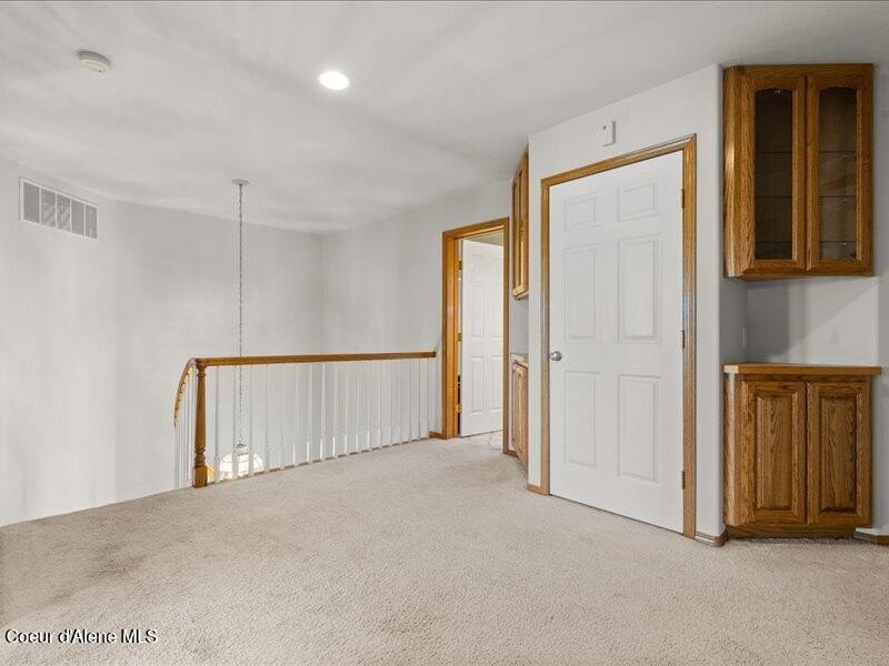 Spokane riverfront equestrian property on almost 8 acres - photo 32