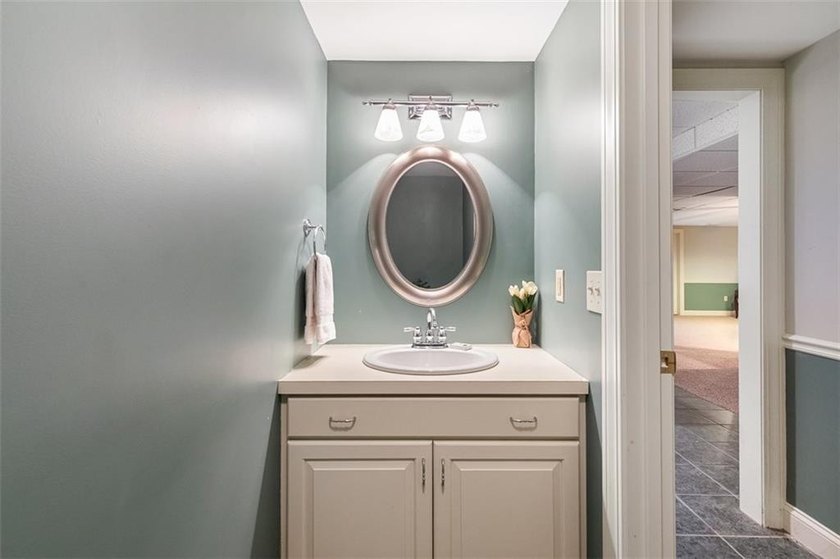 Located in the coveted Bristol Landing waterfront community, 2 - photo 32