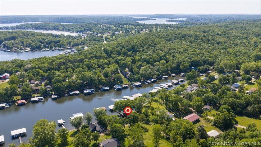 Do you need 1 level living on a nearly level lot? Price just - photo 33