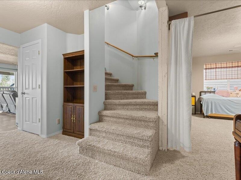 Spokane riverfront equestrian property on almost 8 acres - photo 48