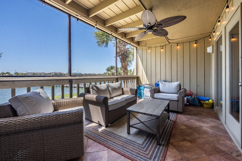 Wake up to layered water views most Seascape buyers only dream - photo 6