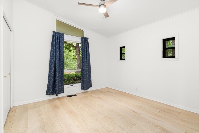 BACK ON THE MARKET &amp; BETTER THAN EVER! Avoid the stress of - photo 21