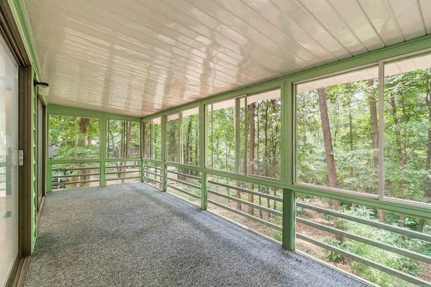 BACK ON THE MARKET &amp; BETTER THAN EVER! Avoid the stress of - photo 26