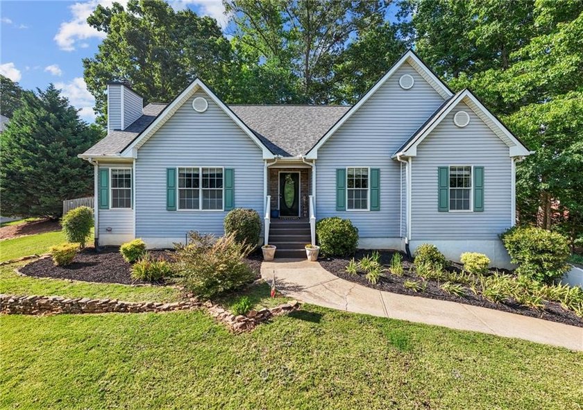 Welcome to 1086 Fieldstone Drive, an inviting ranch home in the - photo 48