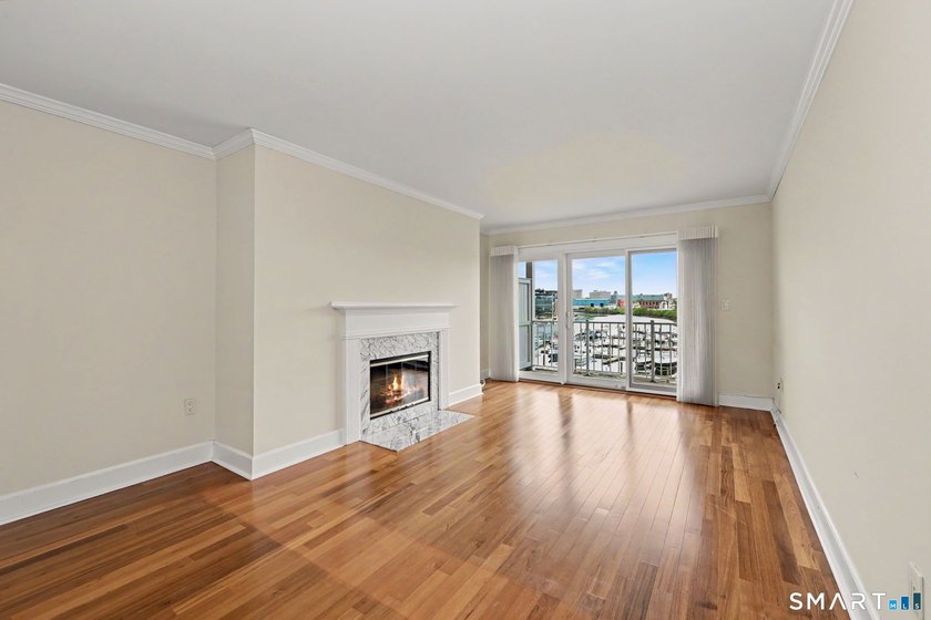 Welcome to 43 Harbor Drive in beautiful Shippan, where coastal - photo 6