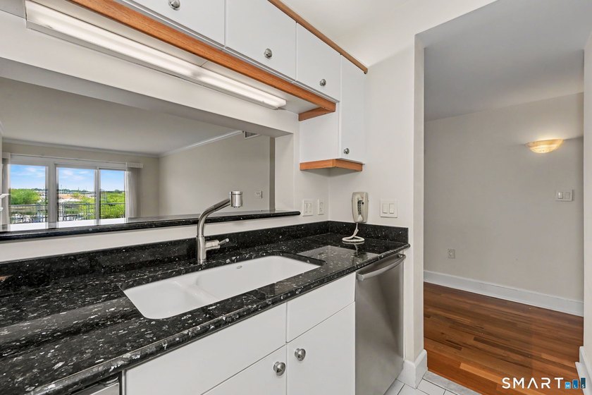 Welcome to 43 Harbor Drive in beautiful Shippan, where coastal - photo 8