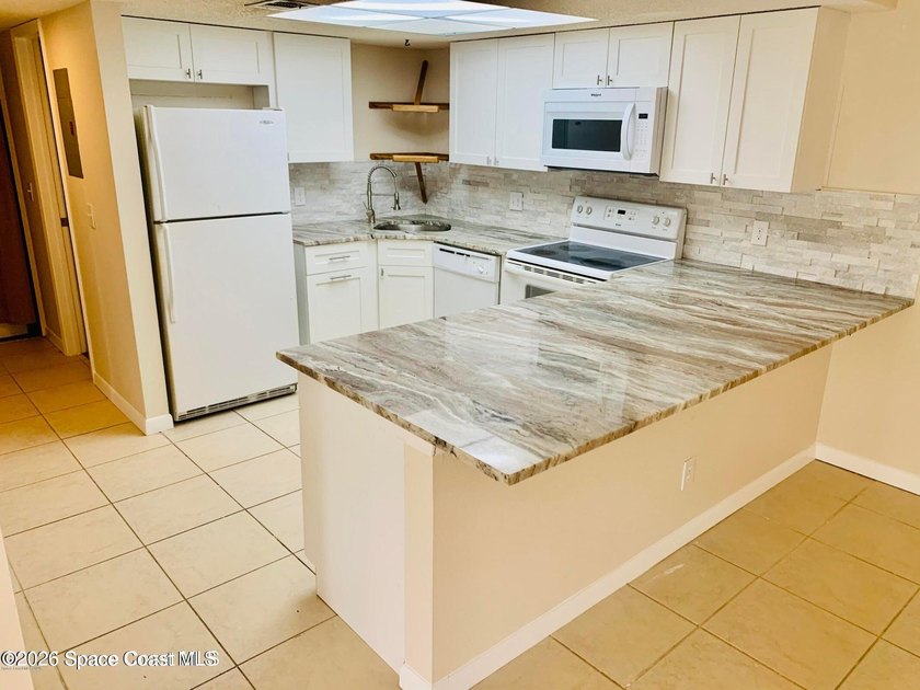 Experience comfort and convenience in this beautifully - photo 2