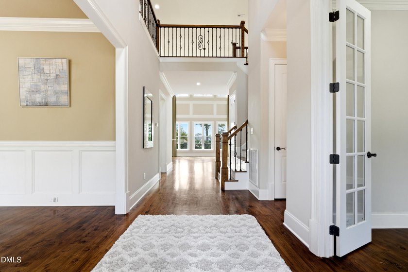 Located in the exclusive Fairview Manor section of Wakefield - photo 3
