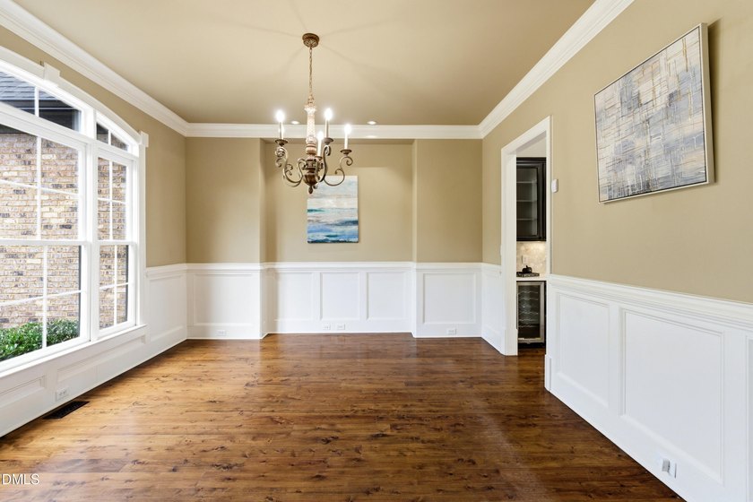 Located in the exclusive Fairview Manor section of Wakefield - photo 4
