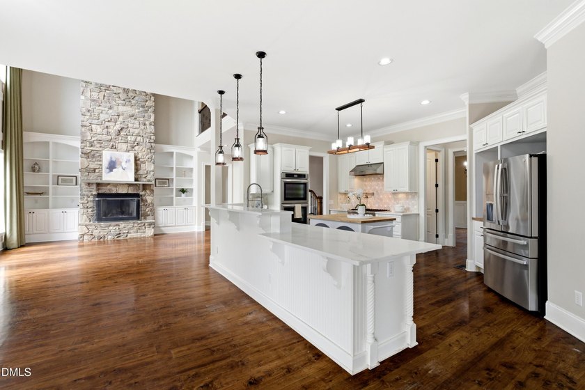 Located in the exclusive Fairview Manor section of Wakefield - photo 7