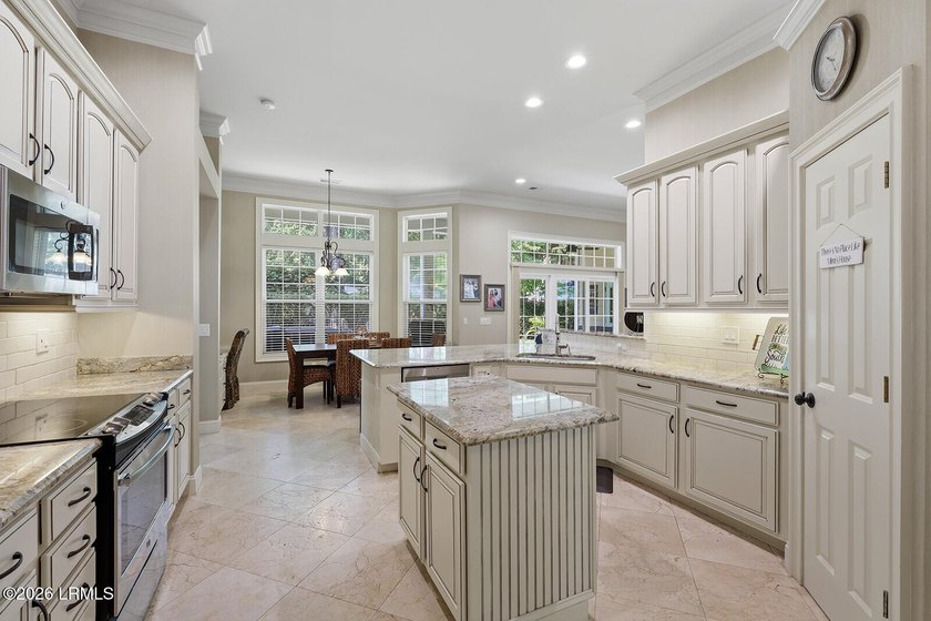 Amazing 5BR/4BA home featuring quality updates and exceptional - photo 20
