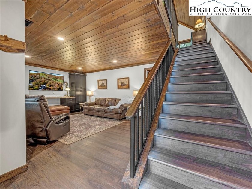 Sugar Pointe is quickly becoming the premier community on Sugar - photo 22