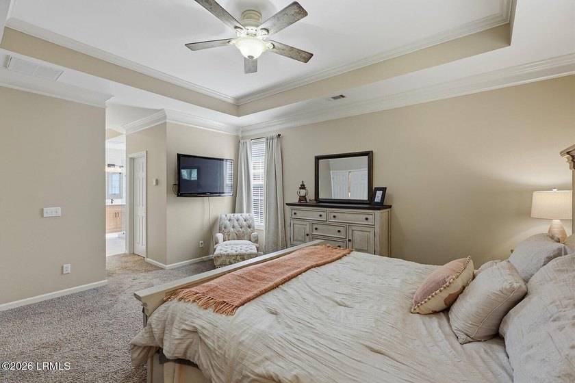 Amazing 5BR/4BA home featuring quality updates and exceptional - photo 23