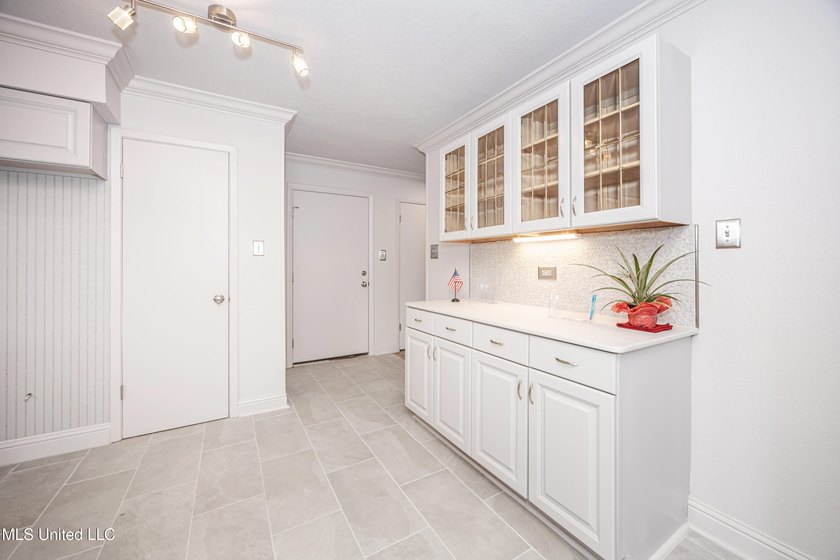 Welcome home to Redwood &amp; Cedar in the heart of Ocean Springs' - photo 24