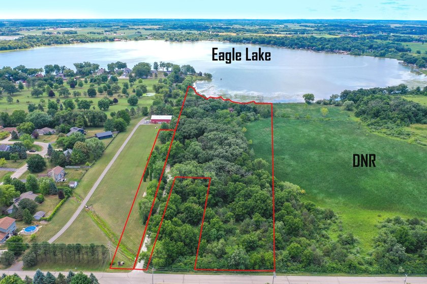 Experience unparalleled lake living on one of Eagle Lake's most - photo 3