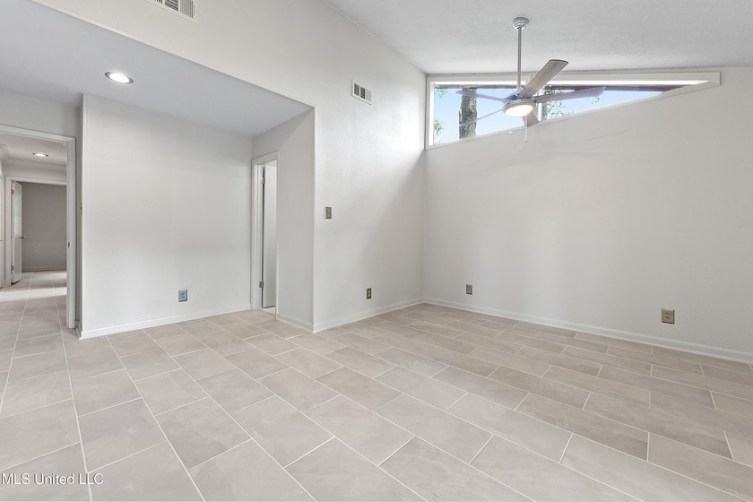 Welcome home to Redwood &amp; Cedar in the heart of Ocean Springs' - photo 35