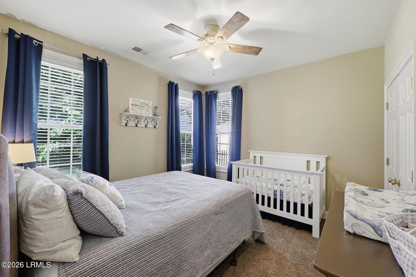 Amazing 5BR/4BA home featuring quality updates and exceptional - photo 36