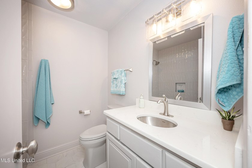 Welcome home to Redwood &amp; Cedar in the heart of Ocean Springs' - photo 37
