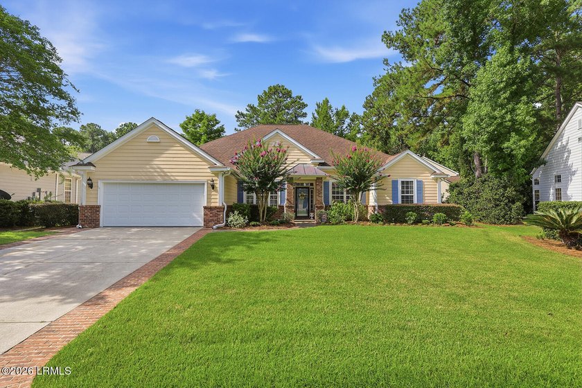 Amazing 5BR/4BA home featuring quality updates and exceptional - photo 48