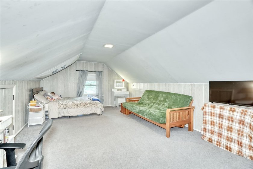 CLASSIC WEBSTER CHARM... JUST MINUTES FROM THE WATER. Surrounded - photo 28