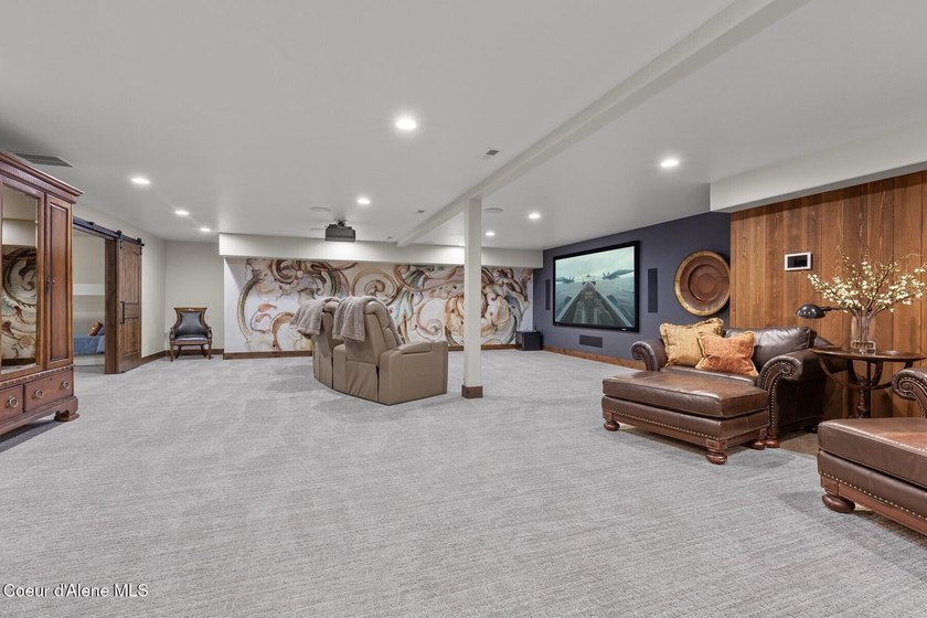 An extraordinary Rim beauty in the coveted gated community of - photo 42