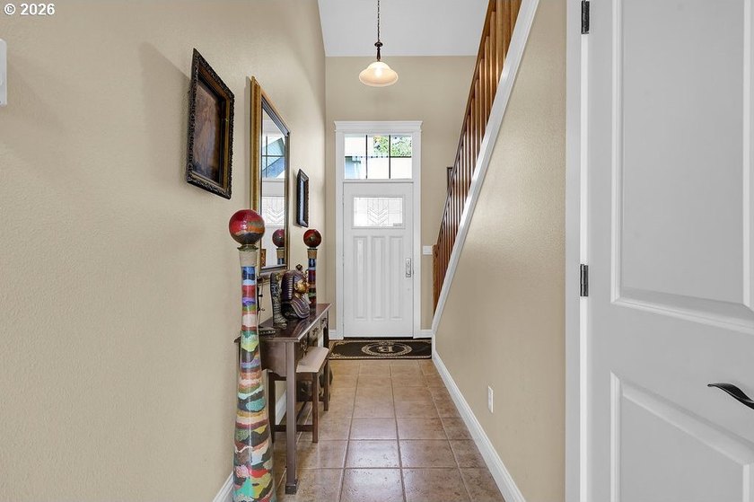 Well-maintained, charming townhome in Oyster Cove with a - photo 6