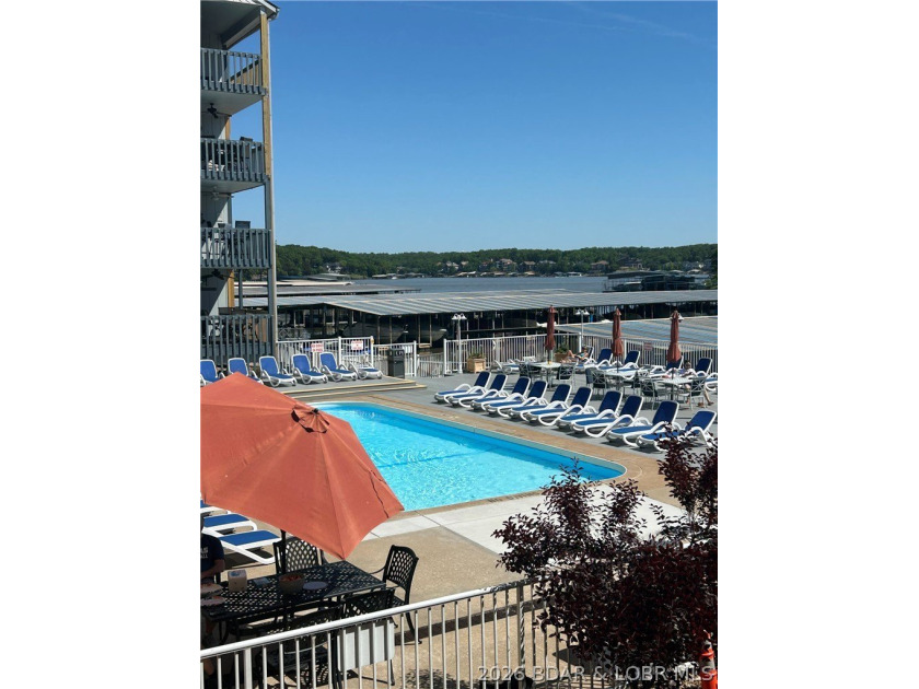 Enjoy Lake of the Ozarks living in this well-maintained 1 bed, 1 - photo 16