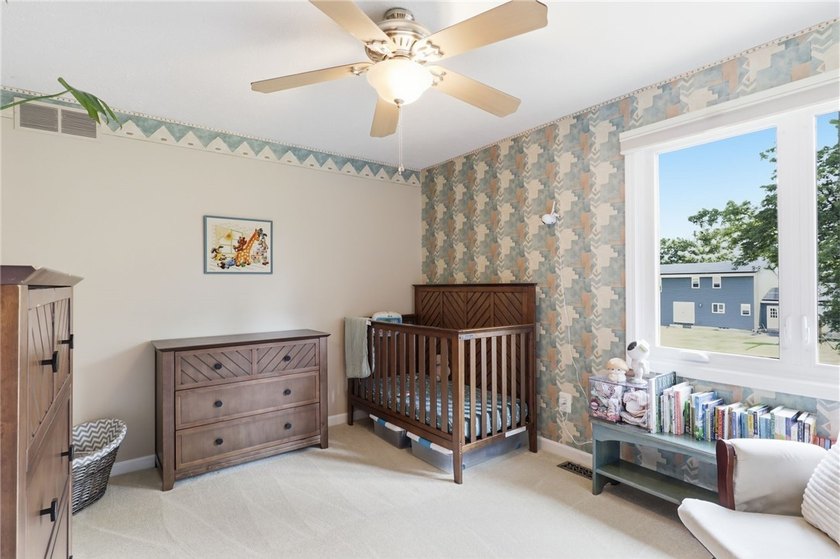 Welcome to 176 Wood Run in Rochester, NY 14612! Proudly offered - photo 21