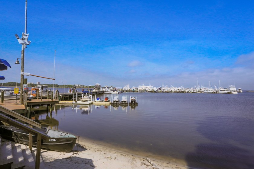 FURNISHED! GOLF CART INCLUDED! BAY, MARINA &amp; GOLF COURSE VIEWS! - photo 37
