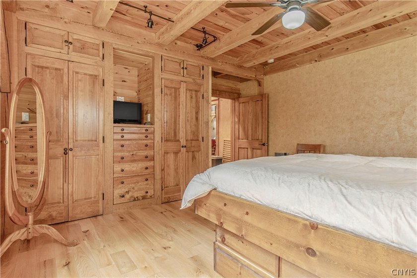 Truly one-of-a-kind dream waterfront home tucked away in the - photo 33